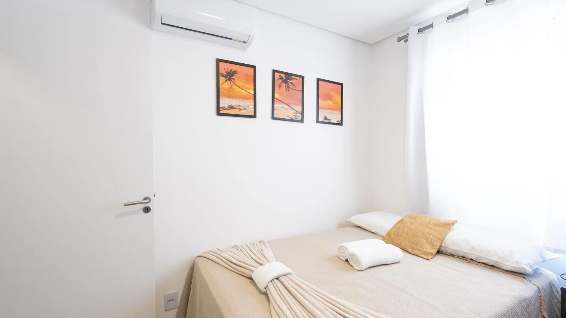 Appartement Apartamento Em Condominio Home Club, Ar-Condicionado, Cozinha Completa, Piscina E Jacuzzi Aquecida, Sauna, Academia, Quadra De Esportes Playground Infantil, Salao De Jogos A 40M Da Praia E 15Min Do Beto Carreiro Piçarras