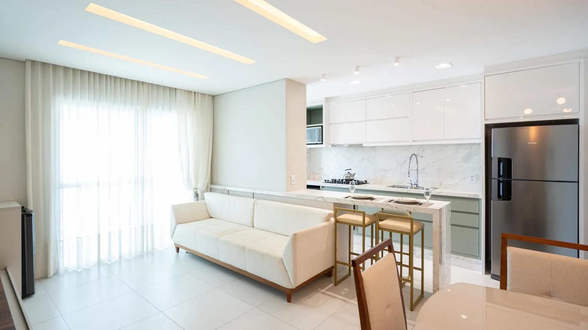Appartement Apartamento Em Condominio Home Club, Ar-Condicionado, Cozinha Completa, Piscina E Jacuzzi Aquecida, Sauna, Academia, Quadra De Esportes Playground Infantil, Salao De Jogos A 40M Da Praia E 15Min Do Beto Carreiro Piçarras