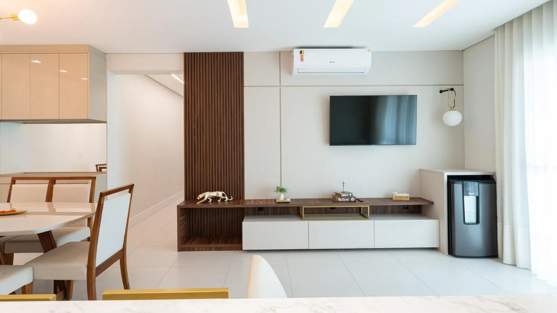 Appartement Apartamento Em Condominio Home Club, Ar-Condicionado, Cozinha Completa, Piscina E Jacuzzi Aquecida, Sauna, Academia, Quadra De Esportes Playground Infantil, Salao De Jogos A 40M Da Praia E 15Min Do Beto Carreiro Piçarras