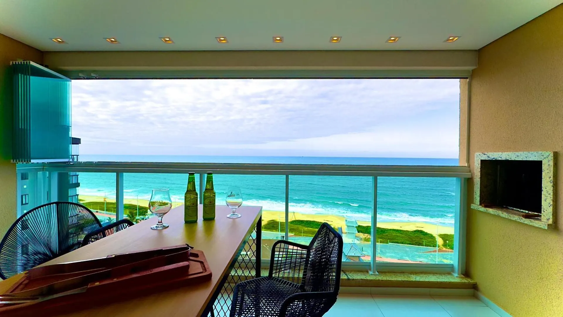 Apartamento Em Condominio Home Club, Ar-Condicionado, Cozinha Completa, Piscina E Jacuzzi Aquecida, Sauna, Academia, Quadra De Esportes Playground Infantil, Salao De Jogos A 40M Da Praia E 15Min Do Beto Carreiro Piçarras