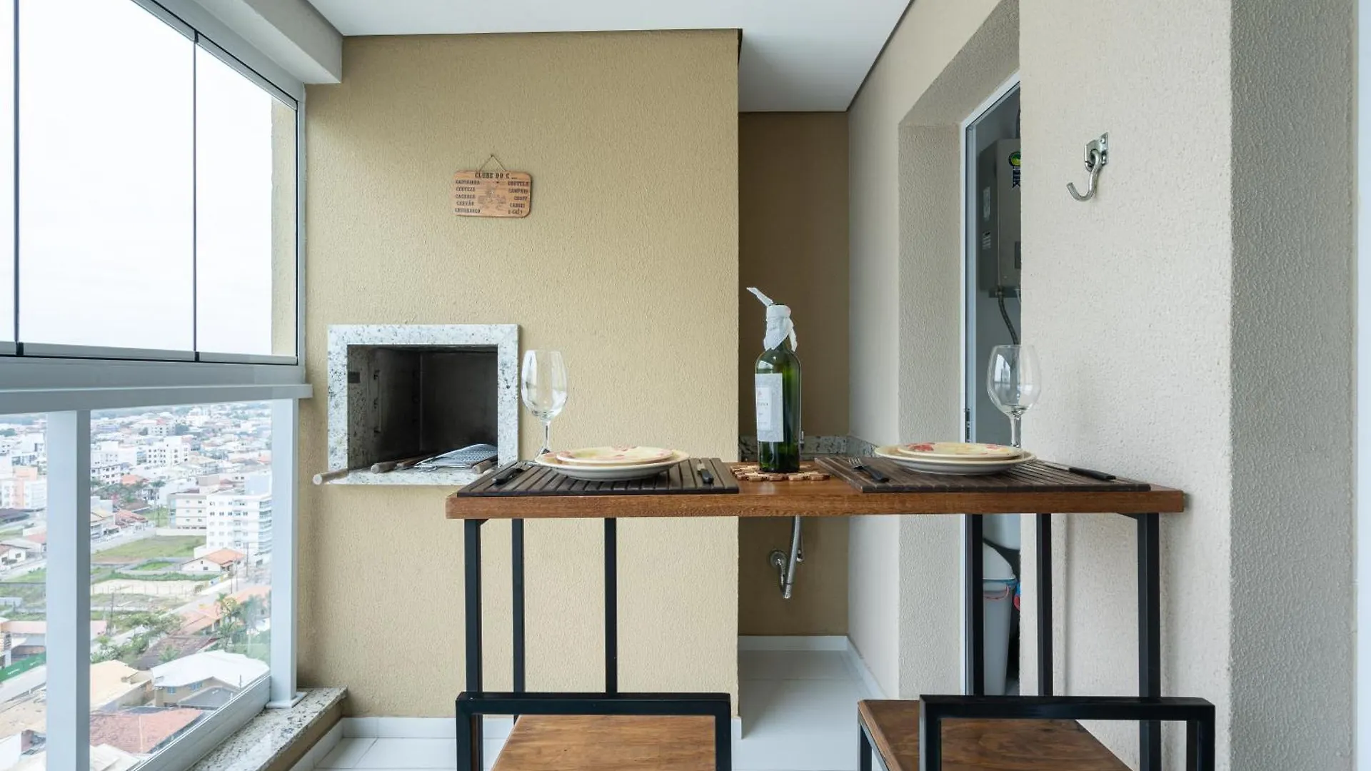 Apartamento Em Condominio Home Club, Ar-Condicionado, Cozinha Completa, Piscina E Jacuzzi Aquecida, Sauna, Academia, Quadra De Esportes Playground Infantil, Salao De Jogos A 40M Da Praia E 15Min Do Beto Carreiro Piçarras Διαμέρισμα