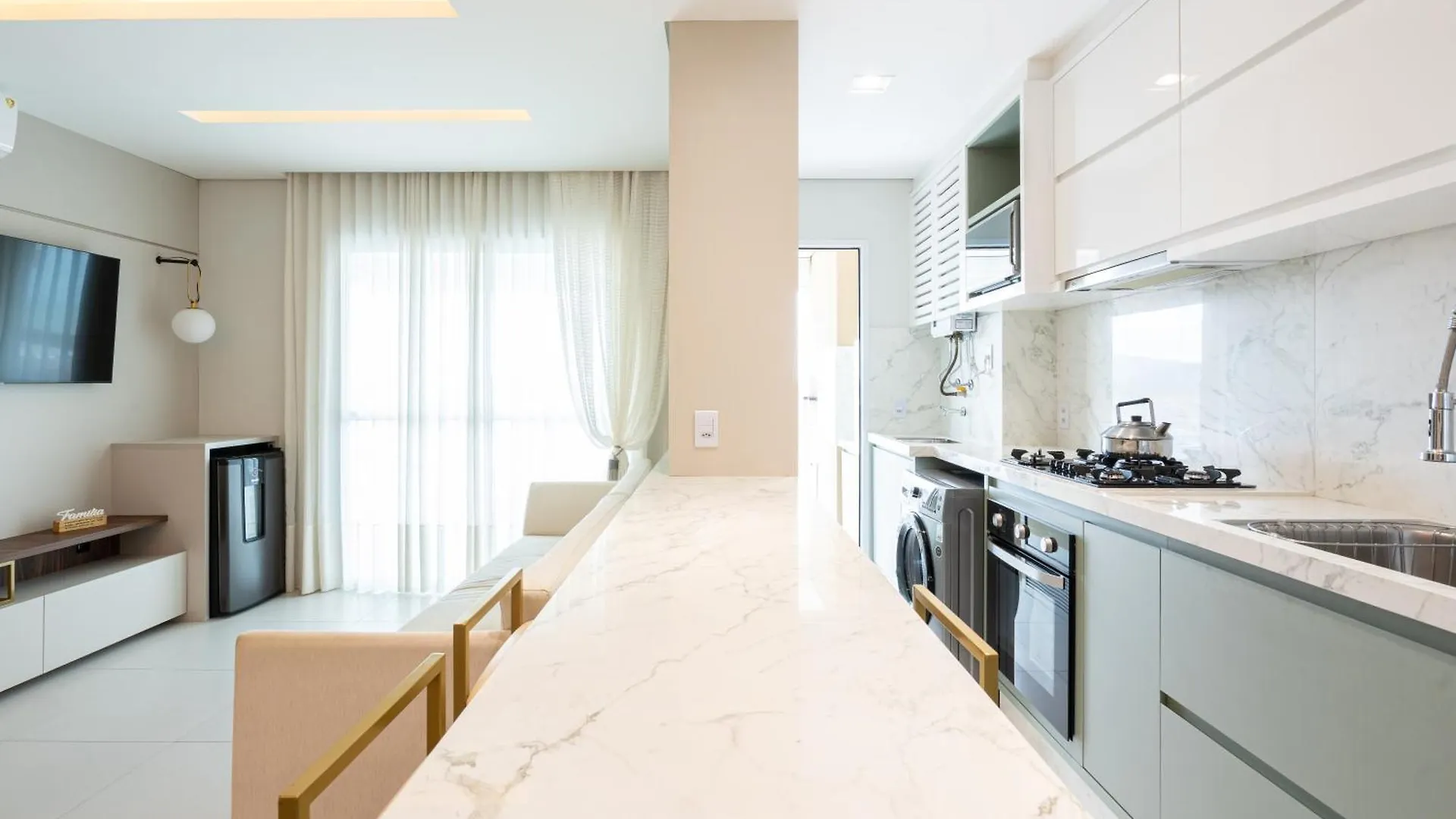 Apartamento Em Condominio Home Club, Ar-Condicionado, Cozinha Completa, Piscina E Jacuzzi Aquecida, Sauna, Academia, Quadra De Esportes Playground Infantil, Salao De Jogos A 40M Da Praia E 15Min Do Beto Carreiro Piçarras 0*,  Βραζιλία