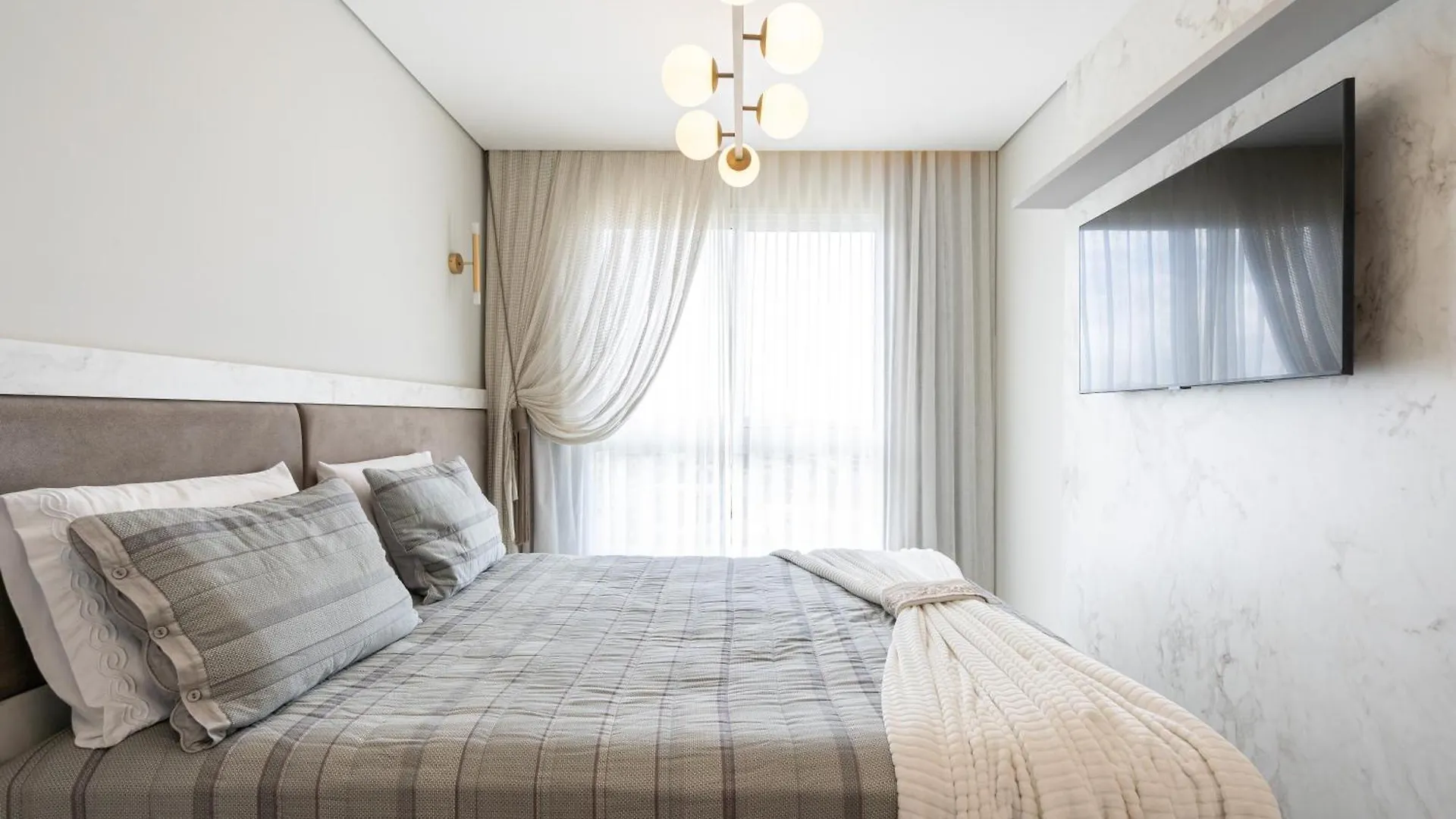 Διαμέρισμα Apartamento Em Condominio Home Club, Ar-Condicionado, Cozinha Completa, Piscina E Jacuzzi Aquecida, Sauna, Academia, Quadra De Esportes Playground Infantil, Salao De Jogos A 40M Da Praia E 15Min Do Beto Carreiro Piçarras Βραζιλία