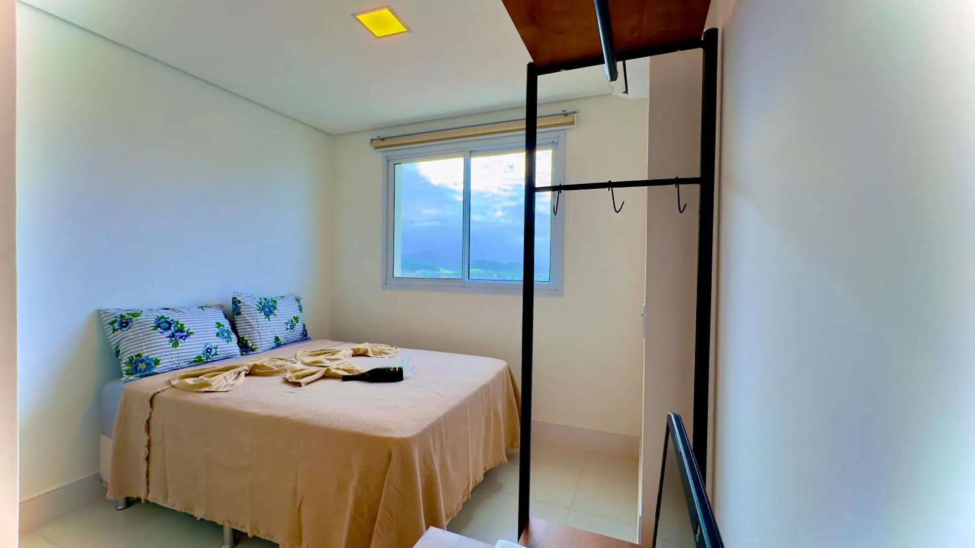 Διαμέρισμα Apartamento Em Condominio Home Club, Ar-Condicionado, Cozinha Completa, Piscina E Jacuzzi Aquecida, Sauna, Academia, Quadra De Esportes Playground Infantil, Salao De Jogos A 40M Da Praia E 15Min Do Beto Carreiro Piçarras